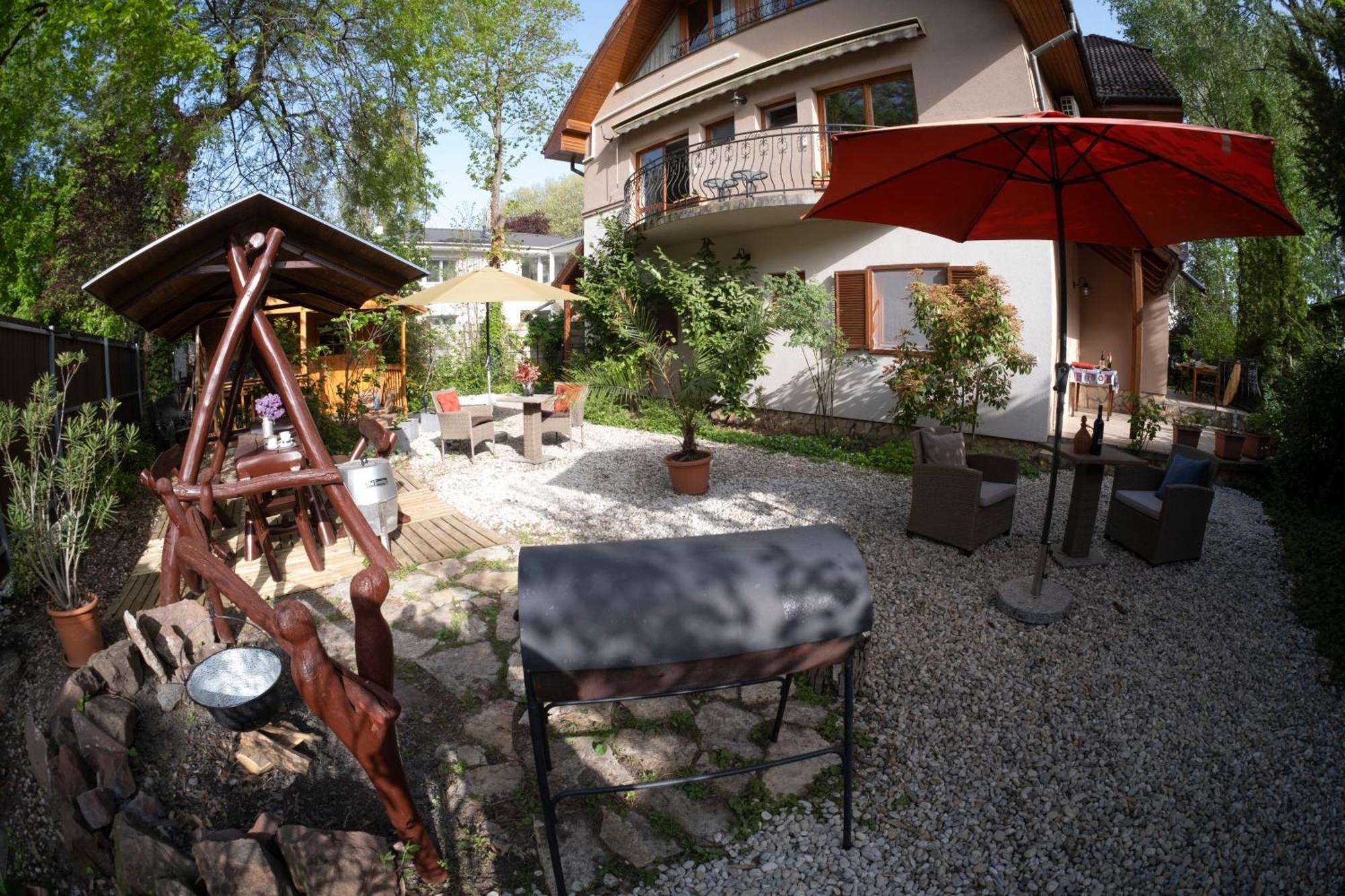 Vicze Apartmanhaz Siofok Exterior photo