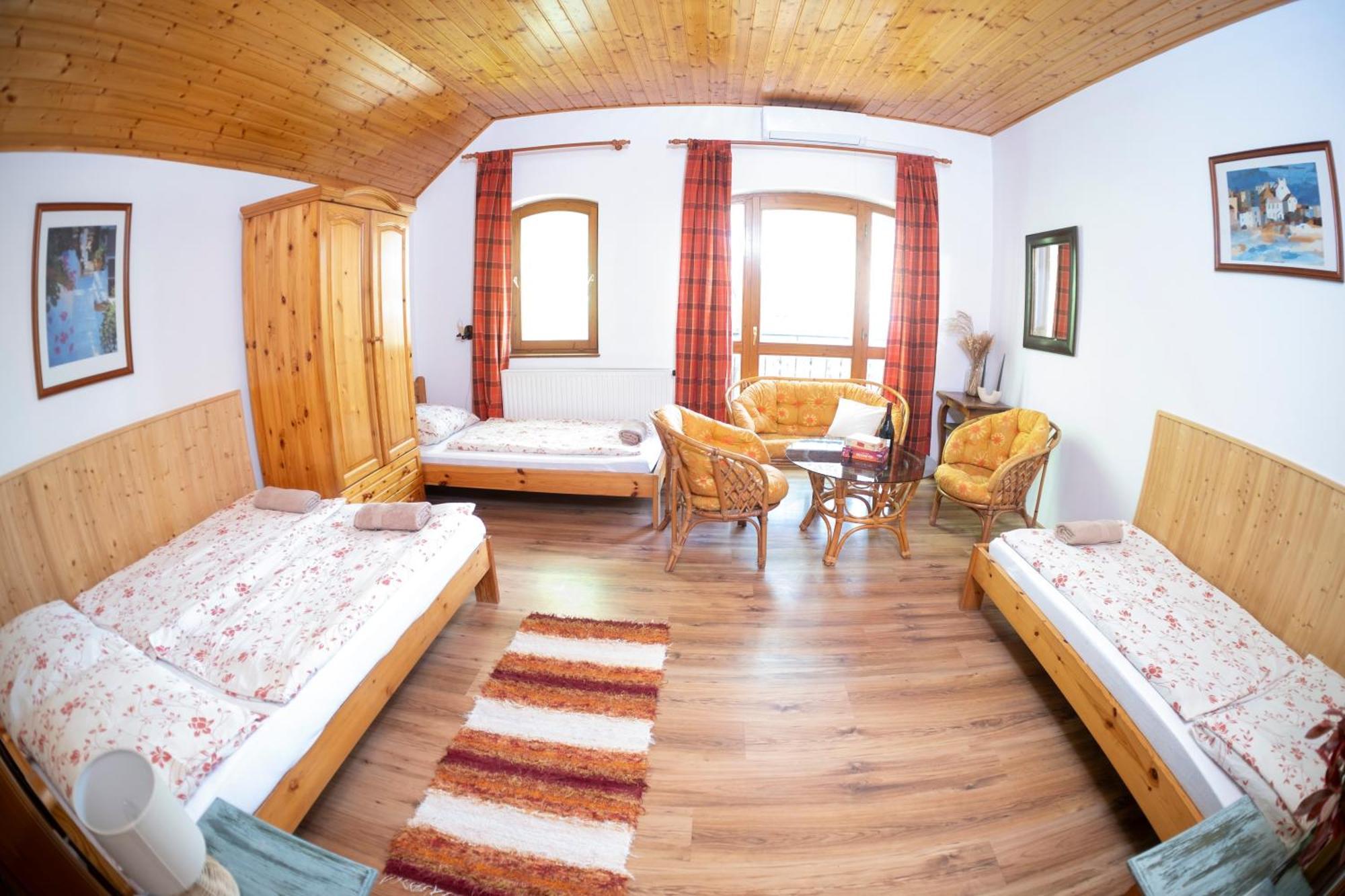 Vicze Apartmanhaz Siofok Exterior photo
